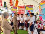 โครงการฯ ในพื้นที่ภาคกลาง เข้าชมนิทรรศการ ศูนย์การเรียนรู้ตามหลักปรัชญาของเศรษฐกิจพอเพียงด...